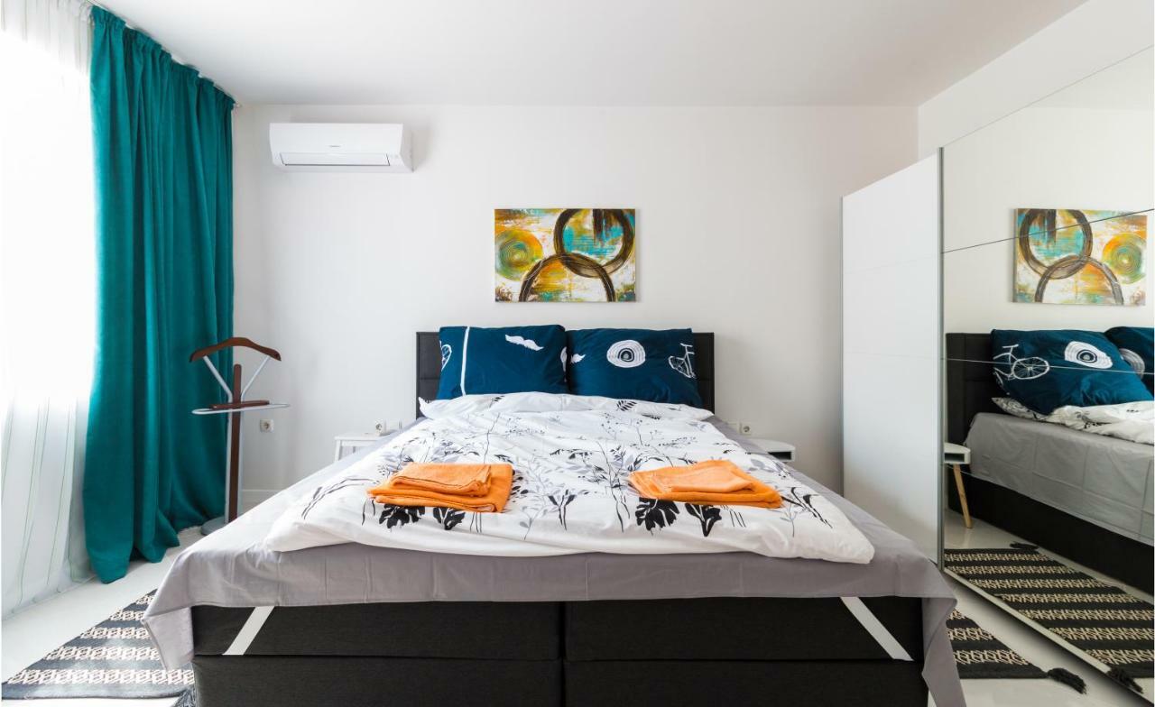 Pop Your Colors - Funky And Modern 1Bdr Apt By Flat Mаnager Plovdiv Luaran gambar