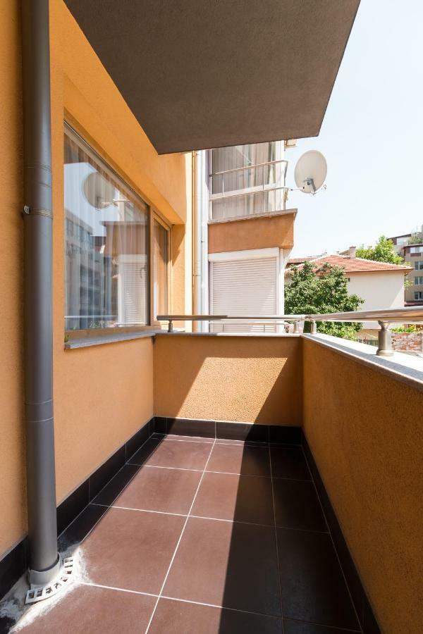 Pop Your Colors - Funky And Modern 1Bdr Apt By Flat Mаnager Plovdiv Luaran gambar